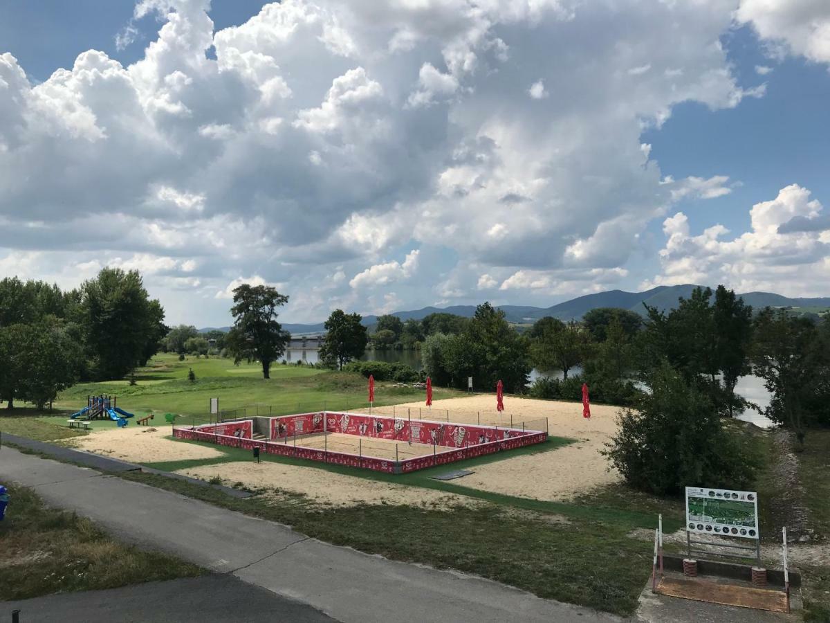 Greenbay Golf Apartments Trencin Luaran gambar